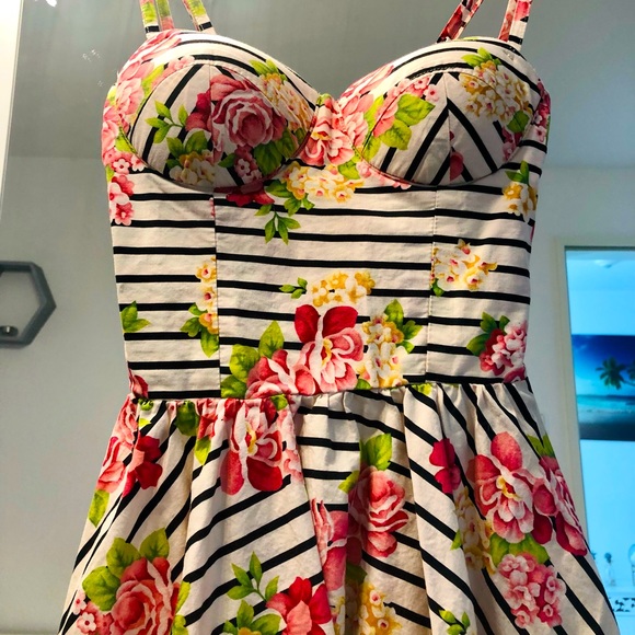 Pinup Spaghetti Strap Bustier Corset Skater Dress - Picture 2 of 5